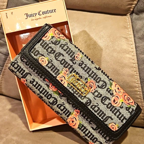 Juicy Couture Handbags - NWT Juicy Couture Mod Glam Flap Long Wallet. Gray Black with Pink Roses.